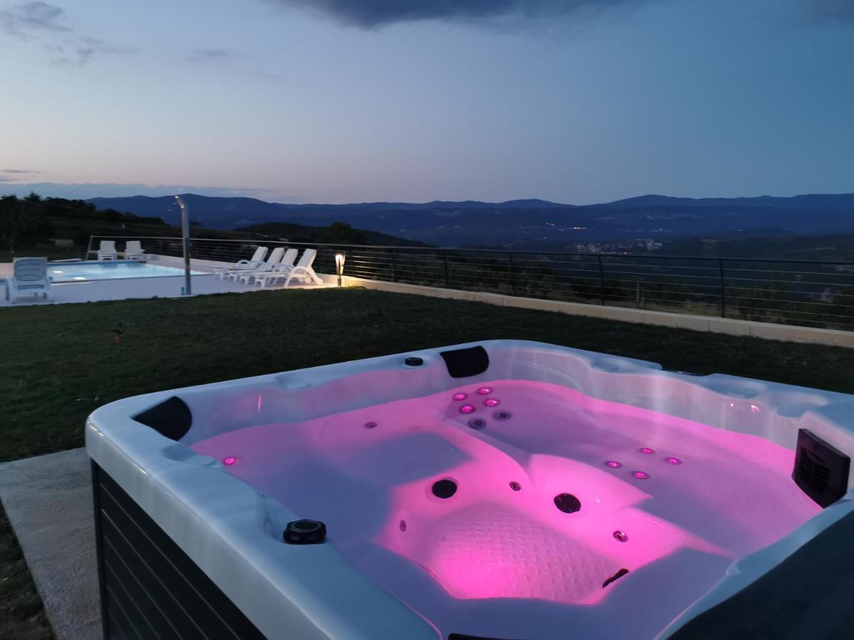 Panorama Vrh (Istria)