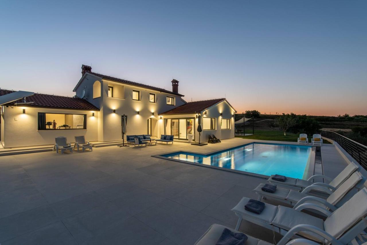 Panorama Villa *